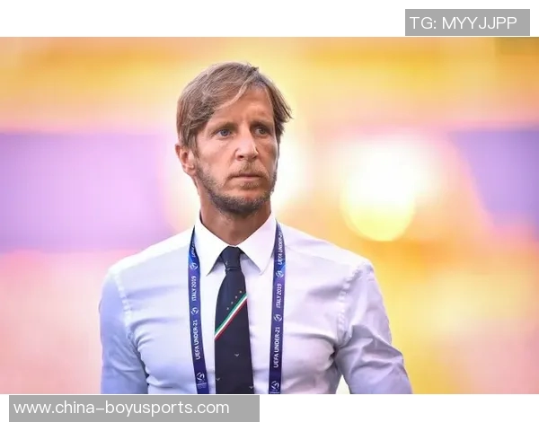 卡拉格强调分析师应尊重前球员经验与观点的价值